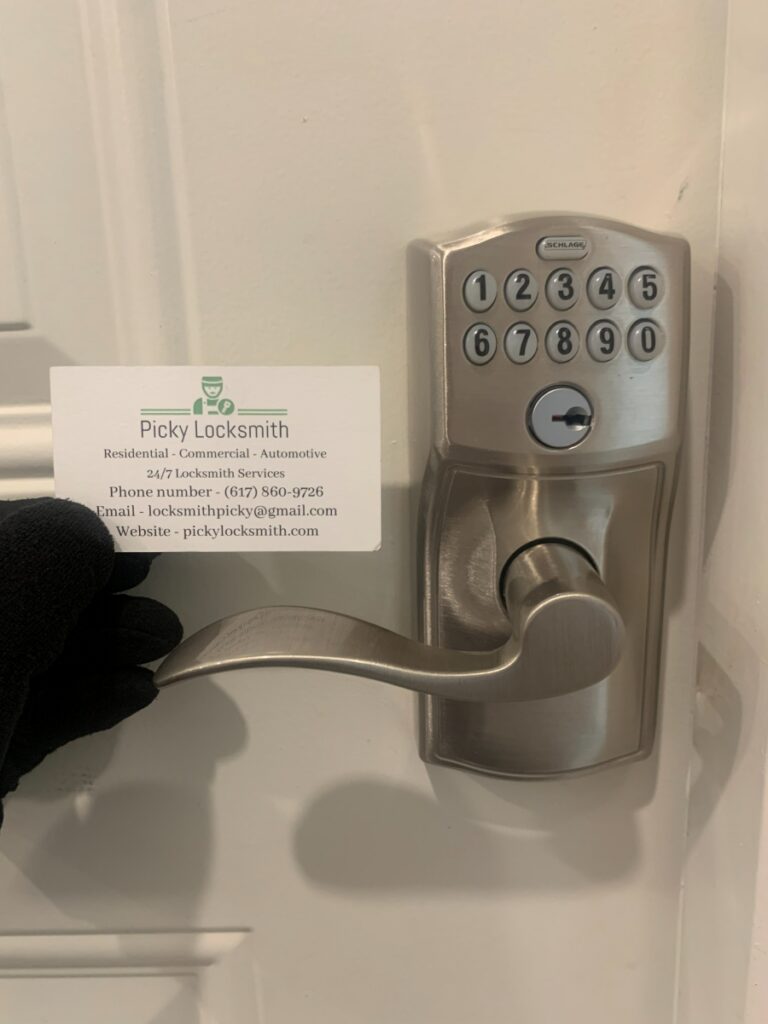 9 Reasons Why a Locksmith Is So Expensive