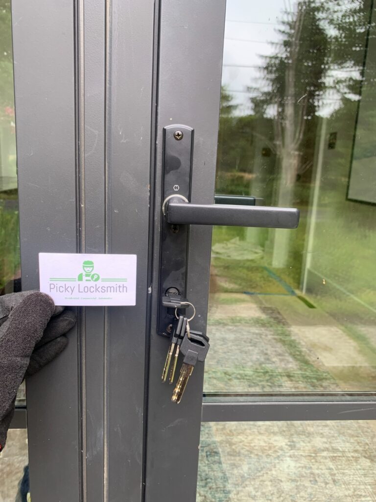Top Reasons You Need 247 Emergency Locksmith Services
